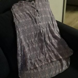 Sleveless sweet blouse